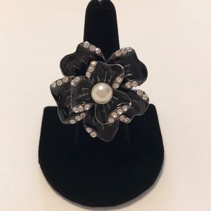 Black Enamel Crystal Pearl Adjustable Ring